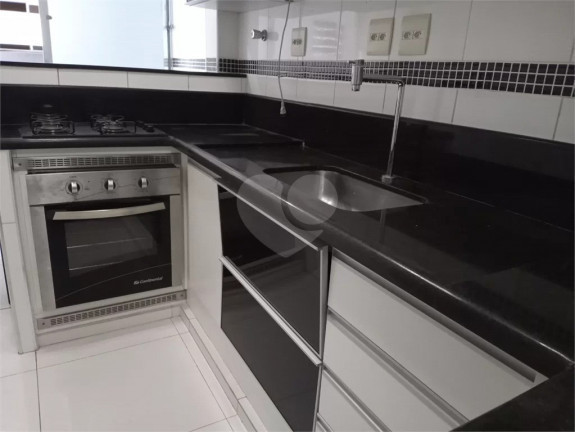 Imagem Apartamento com 2 Quartos à Venda, 69 m² em José Menino - Santos