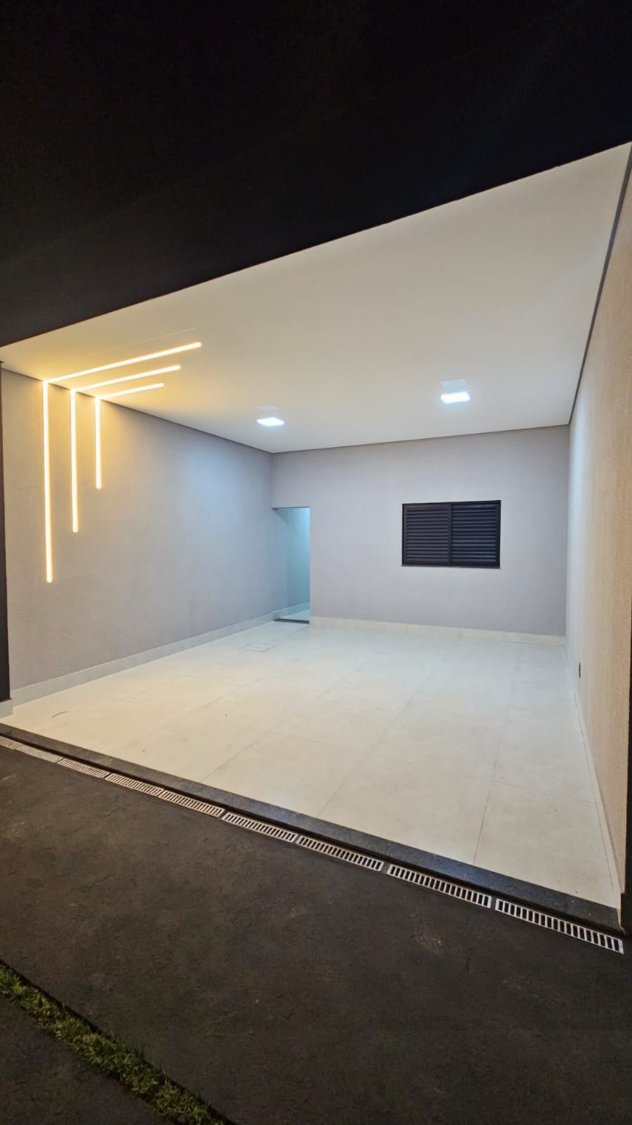 Imagem Casa com 3 Quartos à Venda, 150 m²em Granada - Uberlândia