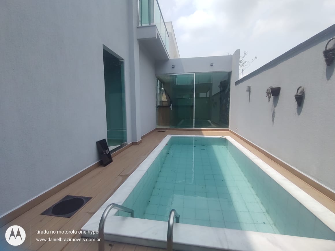 Imagem Casa de Condomínio com 3 Quartos para Alugar, 250 m²em Ponta Negra - Manaus Imagem Casa de Condomínio com 3 Quartos para Alugar, 250 m²em Ponta Negra - Manaus
