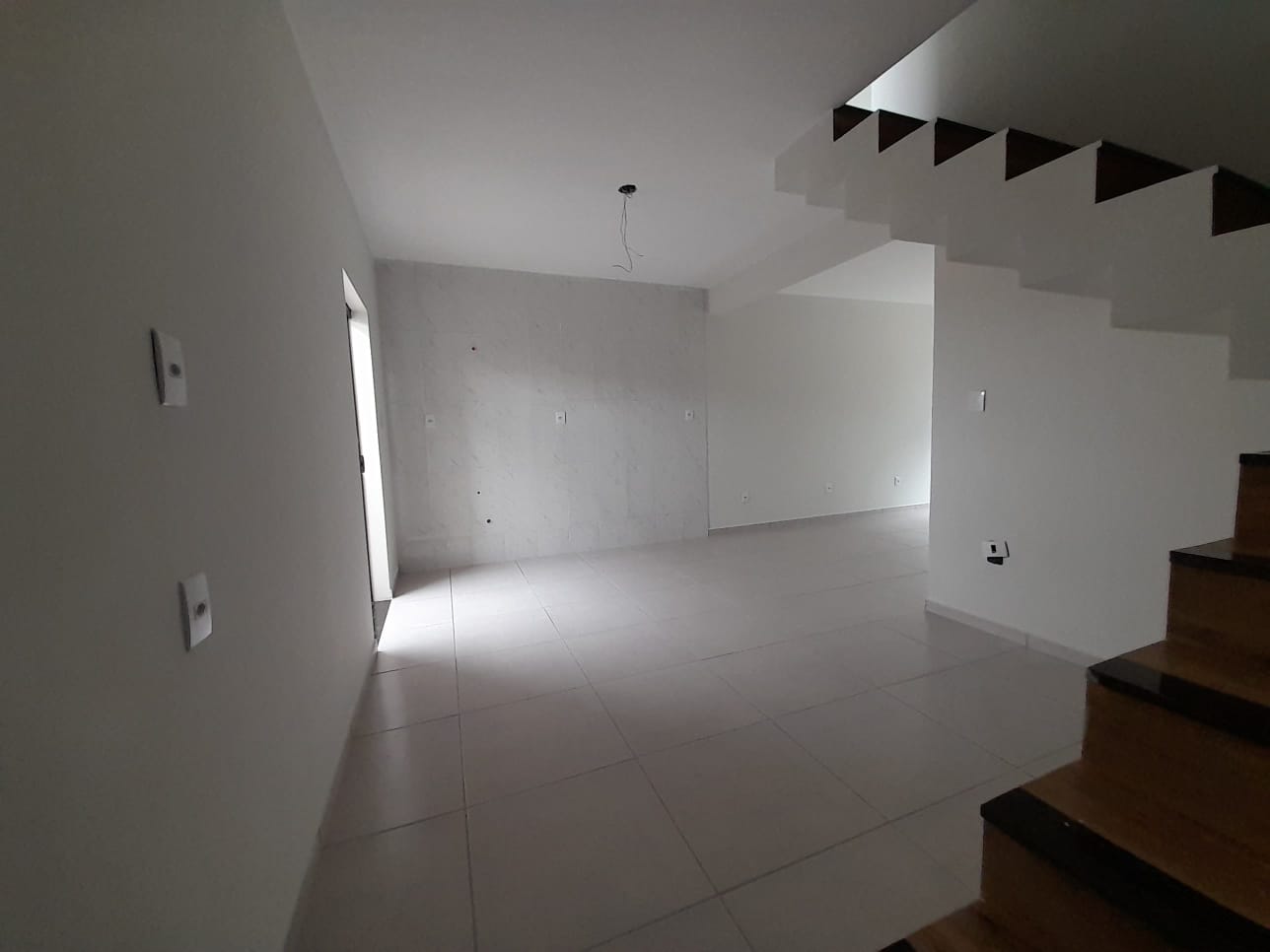 Imagem Sobrado com 2 Quartos à Venda, 93 m²em Centro - Navegantes