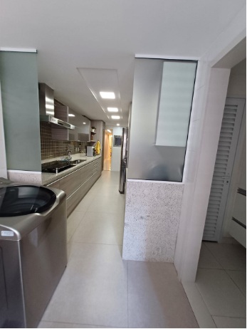 Imagem Apartamento com 4 Quartos à Venda, 198 m² em Icaraí - Niterói