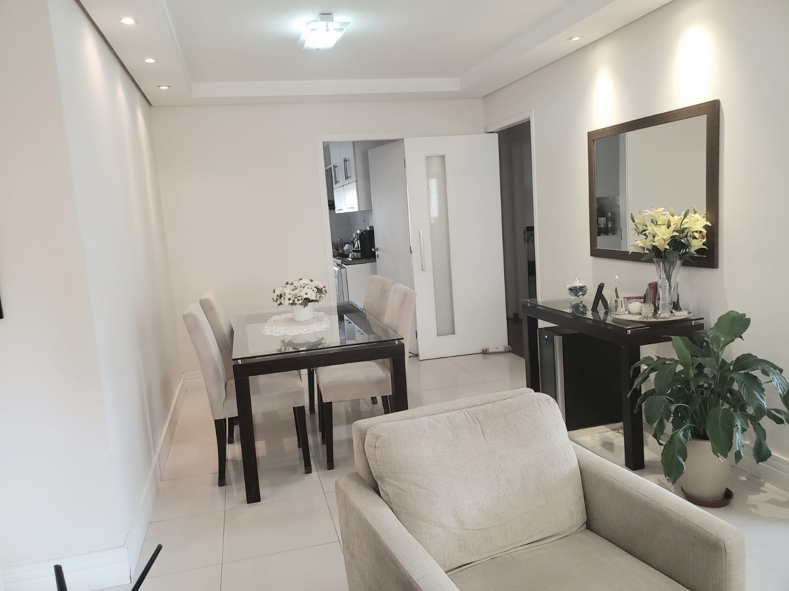 Imagem Apartamento com 3 Quartos à Venda, 103 m²em Moema - São Paulo