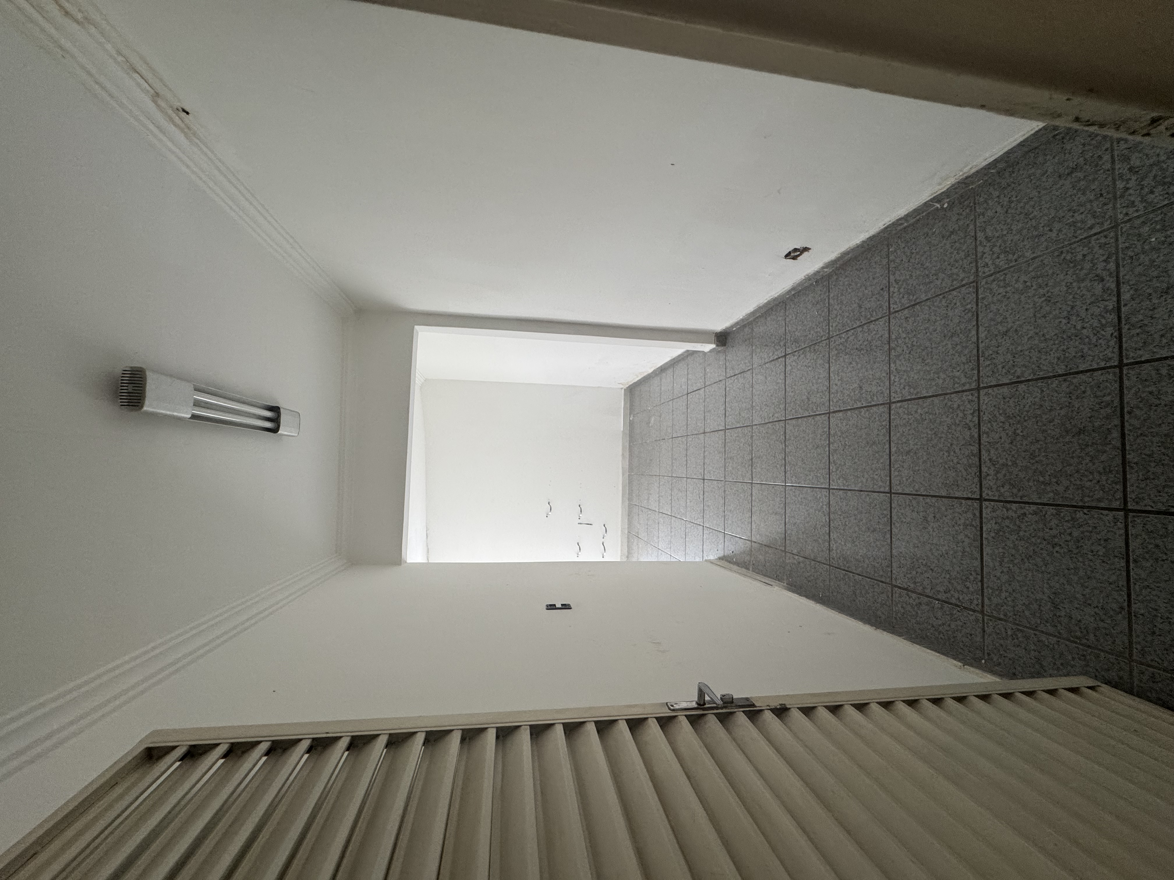 Imagem Loja para Alugar, 90 m² em Setor Bueno - Goiânia Imagem Loja para Alugar, 90 m² em Setor Bueno - Goiânia