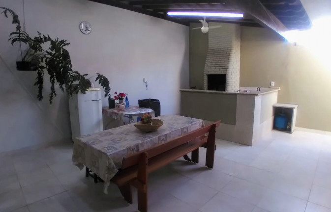 Imagem Casa com 3 Quartos à Venda,  em Somenzari - Marília