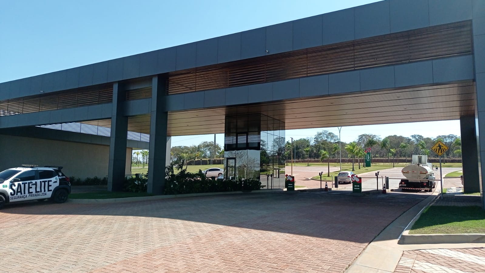 Terreno à Venda, 270 m²em Jardins Capri - Senador Canedo