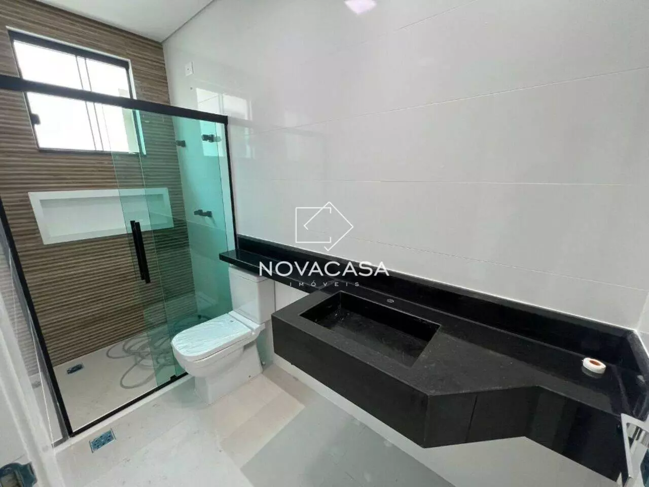 Imagem Casa com 4 Quartos à Venda, 150 m² em Planalto - Belo Horizonte