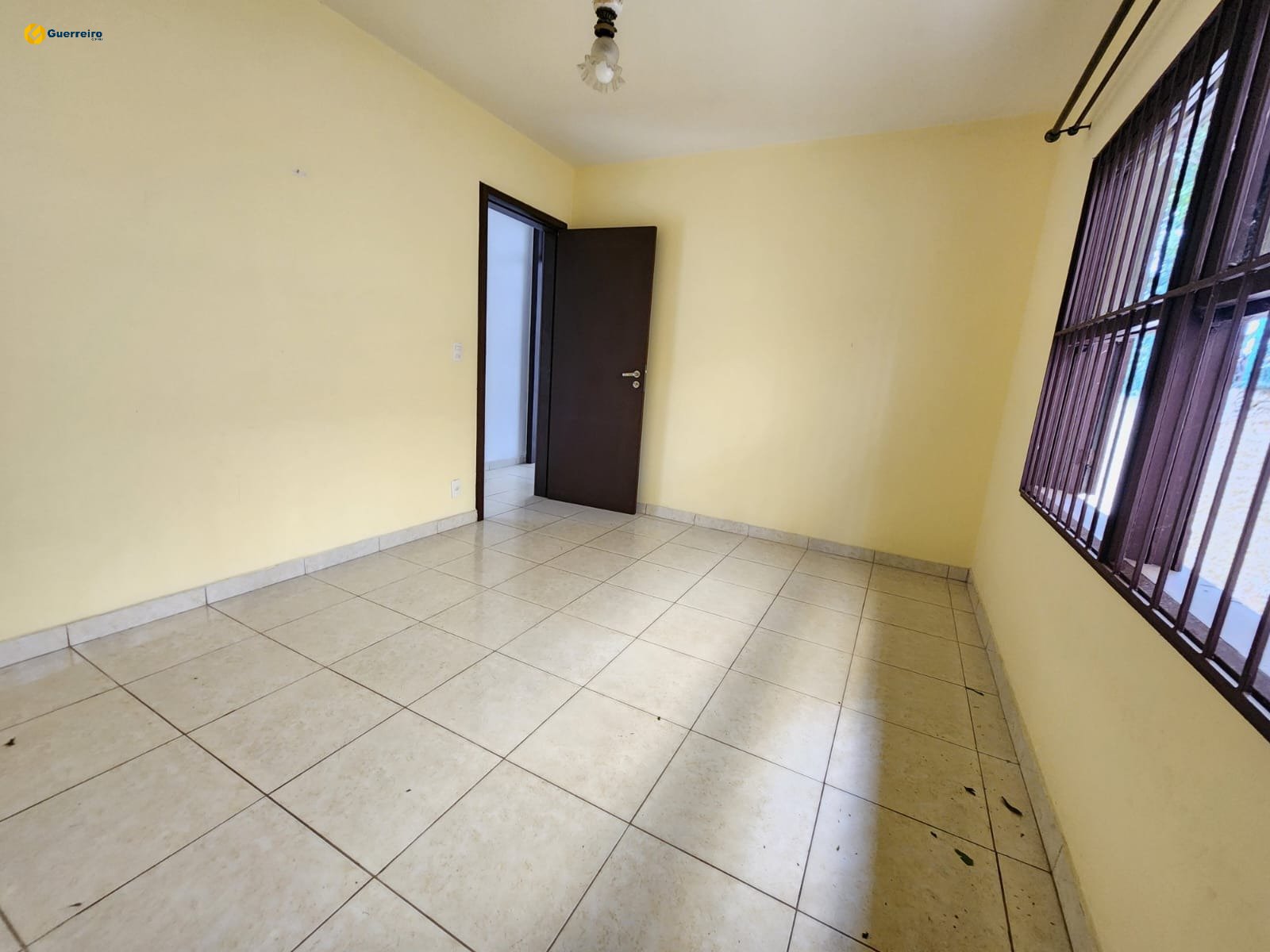 Imagem Casa com 3 Quartos à Venda, 190 m² em Trindade - Florianópolis