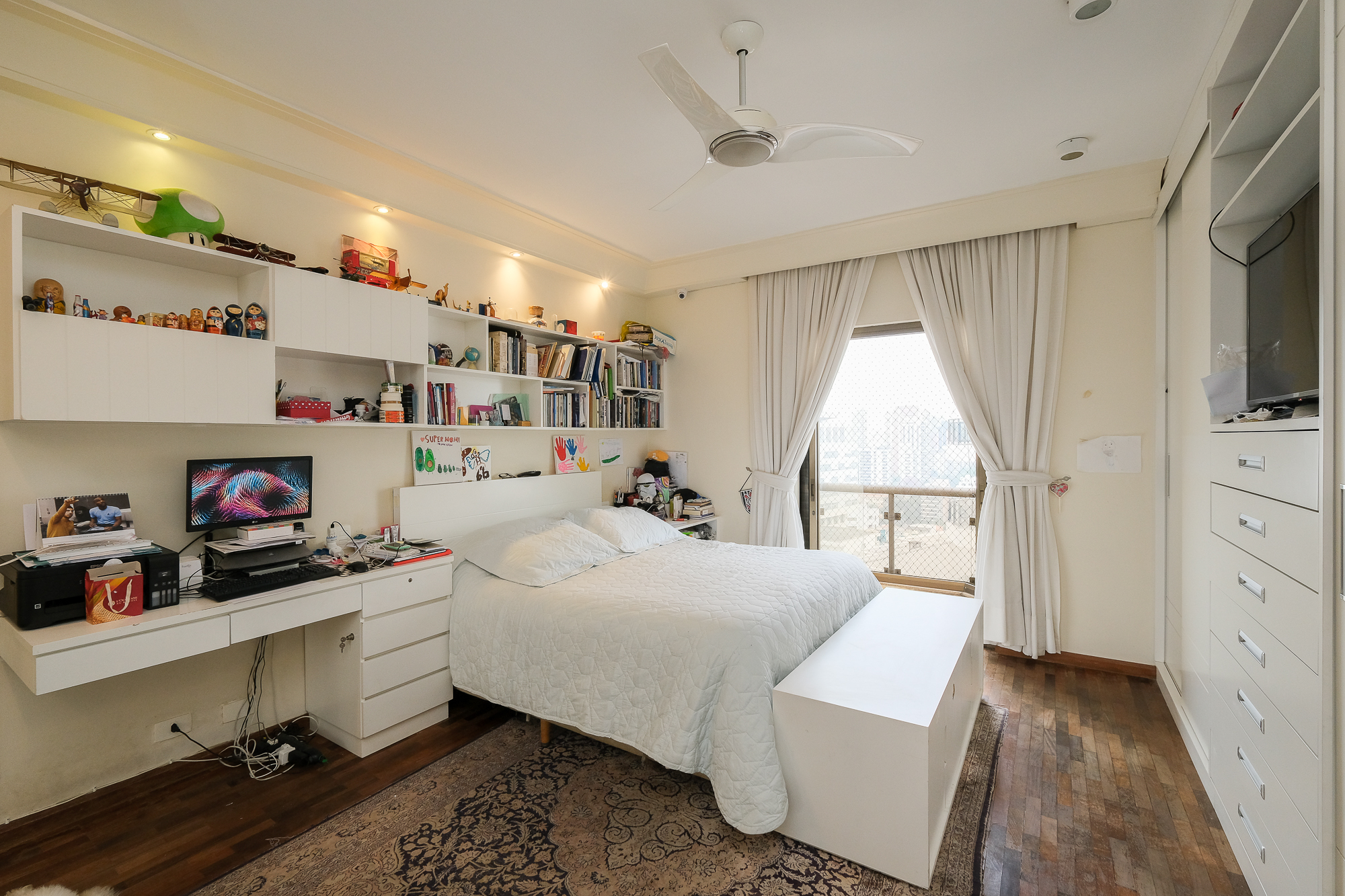 Imagem Apartamento com 4 Quartos à Venda ou Locação, 270 m²em Santa Cecília - São Paulo Imagem Apartamento com 4 Quartos à Venda ou Locação, 270 m²em Santa Cecília - São Paulo