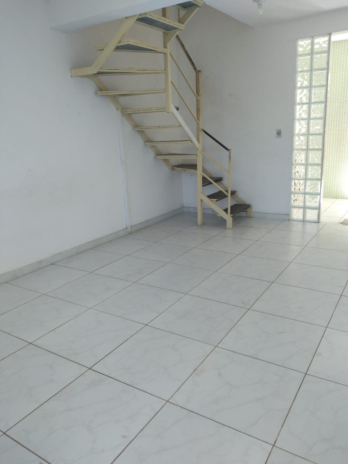 Imagem Casa com 2 Quartos para Alugar, 57 m²em Campo Alegre - Nova Iguaçu