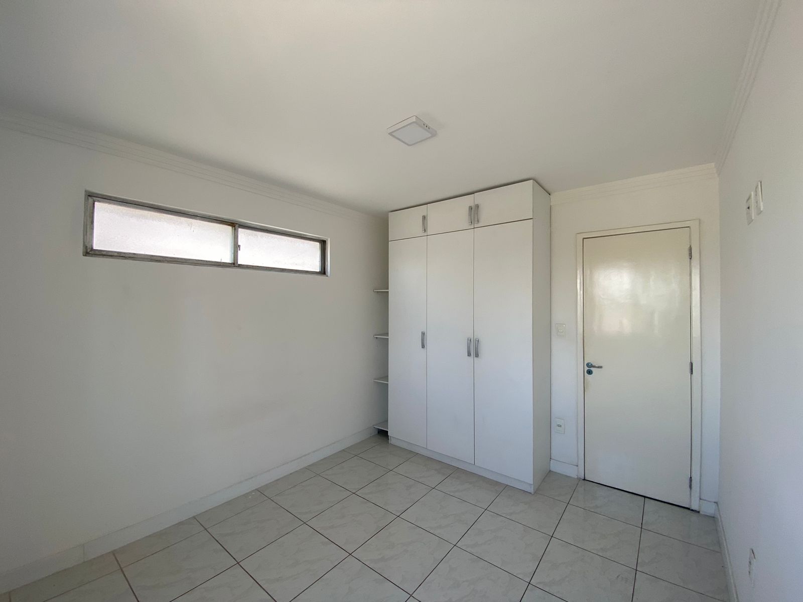 Imagem Apartamento com 3 Quartos para Alugar, 80 m²em Piedade - Jaboatão dos Guararapes