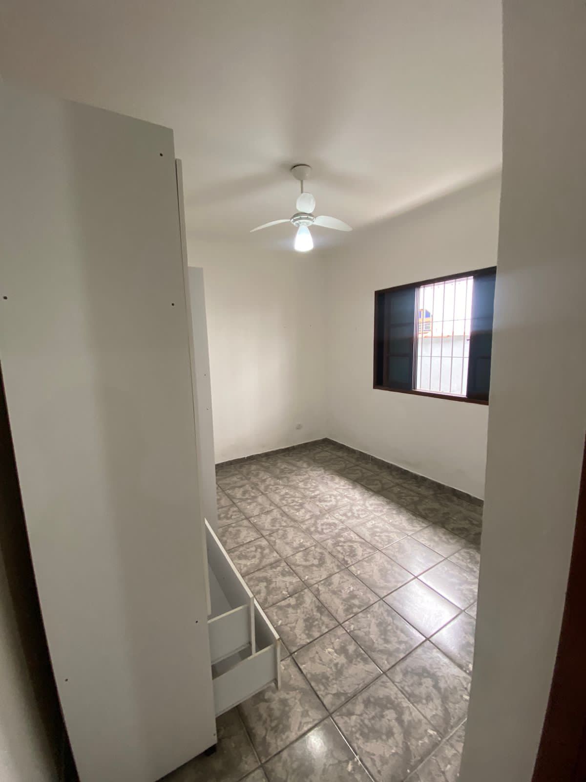 Imagem Casa com 2 Quartos à Venda, 90 m²em Maracanã - Praia Grande Imagem Casa com 2 Quartos à Venda, 90 m²em Maracanã - Praia Grande