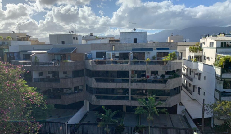 Imagem Cobertura com 4 Quartos à Venda, 450 m² em Recreio dos Bandeirantes - Rio de Janeiro Imagem Cobertura com 4 Quartos à Venda, 450 m² em Recreio dos Bandeirantes - Rio de Janeiro