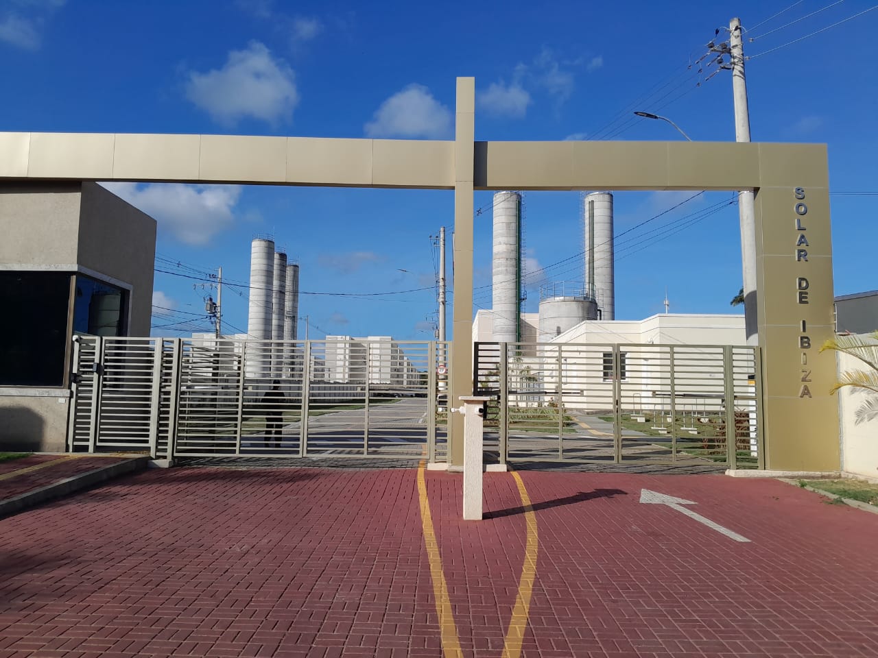 Apartamento com 2 Quartos para Alugar, 42 m²em Alphaville (Abrantes) - Camaçari