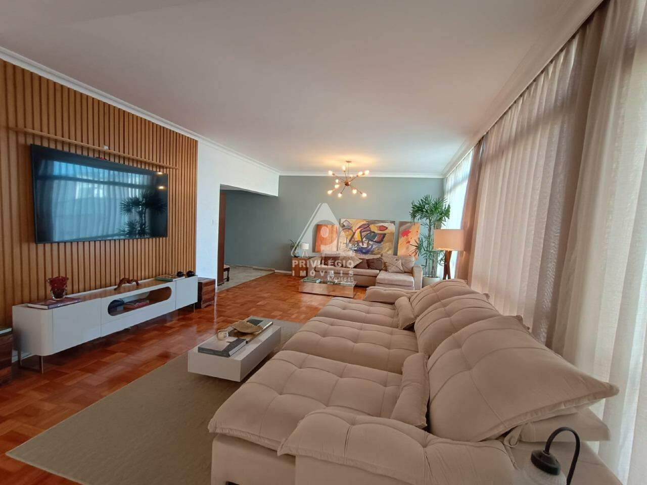 Imagem Cobertura com 4 Quartos à Venda, 260 m²em Copacabana - Rio de Janeiro