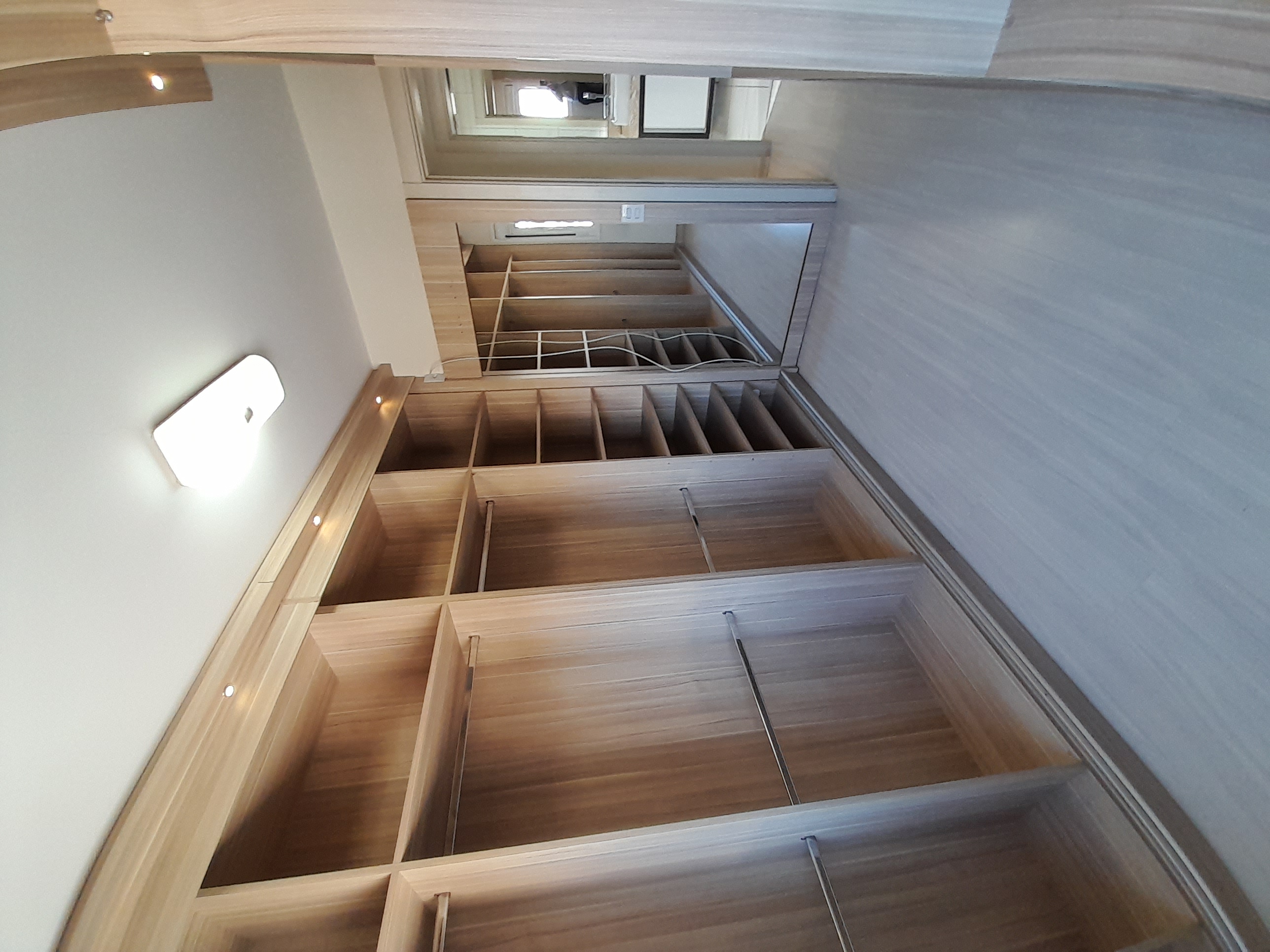 Imagem Apartamento com 2 Quartos à Venda, 54 m²em Santa Catarina - Caxias do Sul