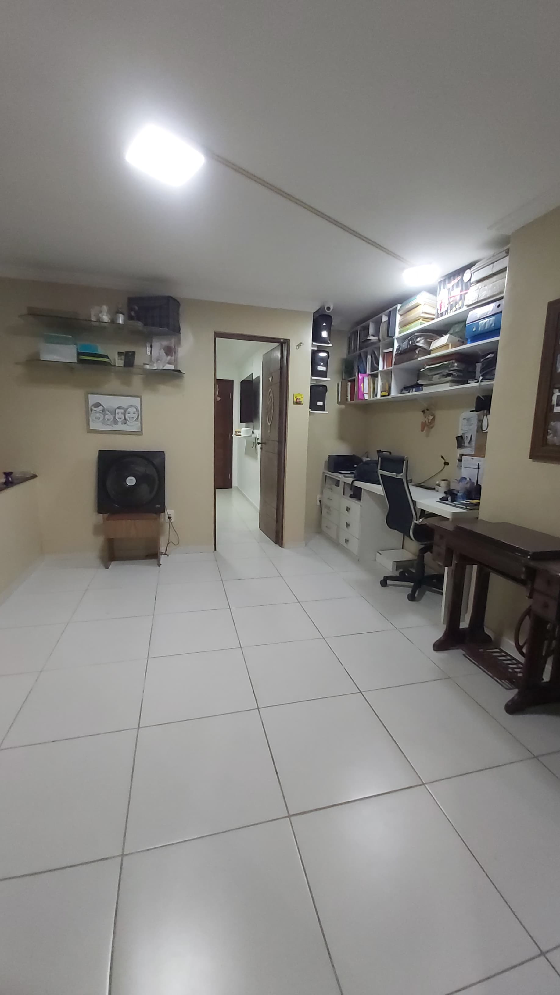 Imagem Casa com 3 Quartos à Venda, 180 m² em Cidade dos Funcionários - Fortaleza