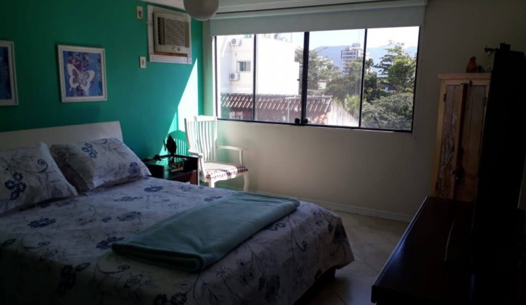 Imagem Casa com 3 Quartos à Venda, 240 m² em Barra Da Tijuca - Rio De Janeiro