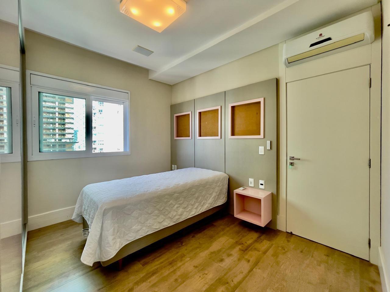 Imagem Apartamento com 4 Quartos à Venda, 162 m²em Centro - Balneário Camboriú