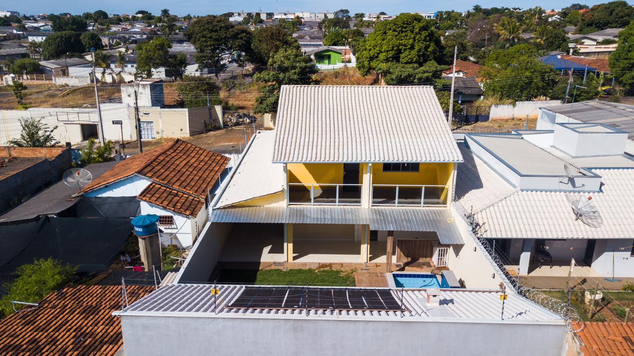 Imagem Casa com 3 Quartos à Venda, 380 m² em Estância Itaici - Caldas Novas Imagem Casa com 3 Quartos à Venda, 380 m² em Estância Itaici - Caldas Novas