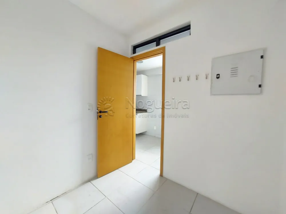 Imagem Apartamento com 3 Quartos para Alugar, 86 m²em Rosarinho - Recife