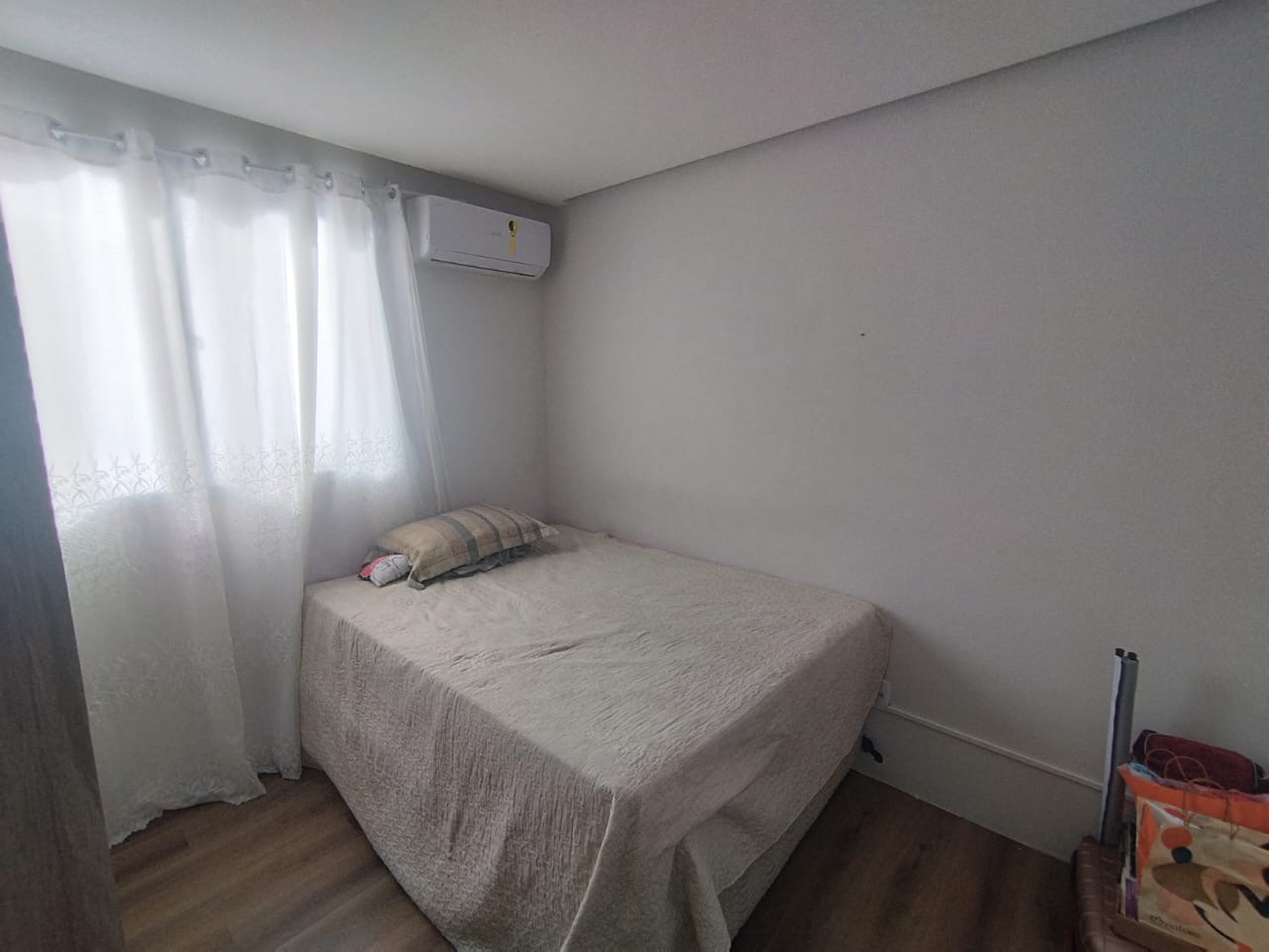 Imagem Apartamento com 2 Quartos à Venda, 43 m²em Centro - Lauro de Freitas