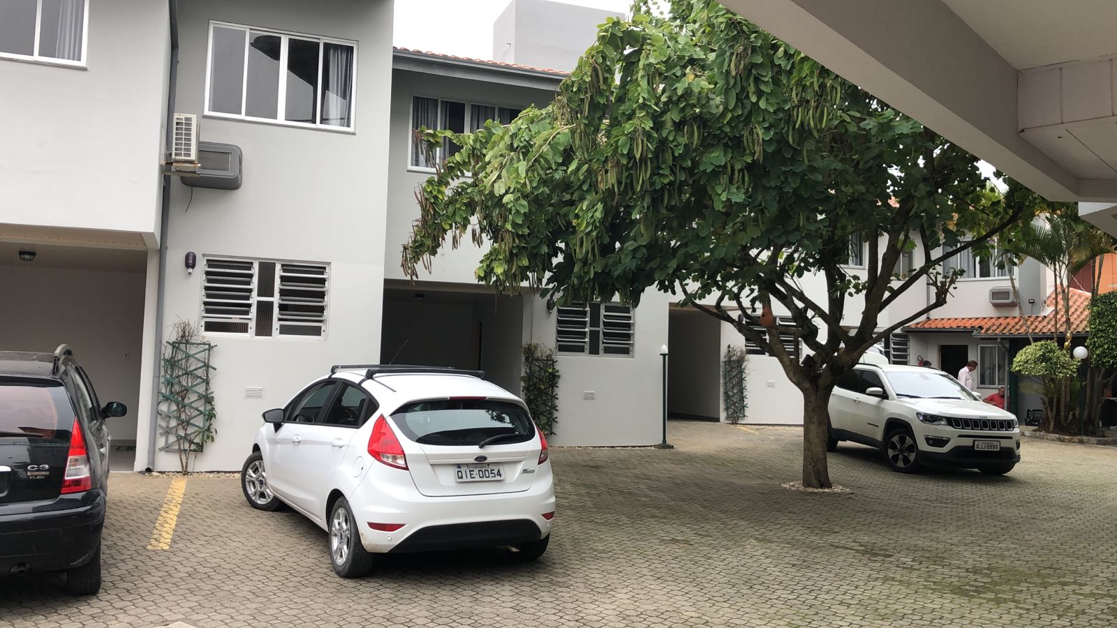 Imagem Apartamento com 2 Quartos para Temporada, 75 m² em Canasvieiras - Florianópolis