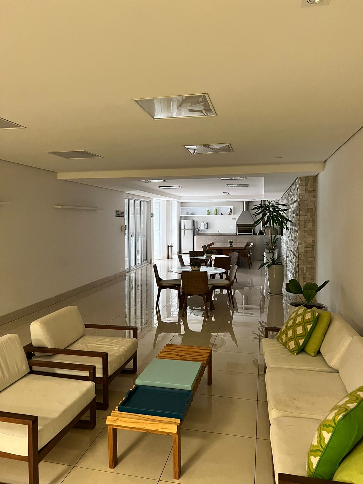 Imagem Apartamento com 2 Quartos à Venda, 64 m²em Setor Bueno - Goiânia