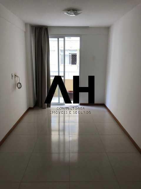 Imagem Apartamento com 2 Quartos à Venda, 60 m²em Largo da Batalha - Niterói Imagem Apartamento com 2 Quartos à Venda, 60 m²em Largo da Batalha - Niterói
