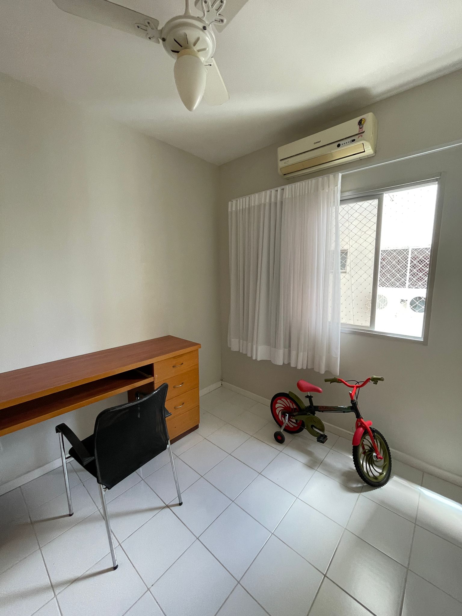 Imagem Apartamento com 4 Quartos à Venda, 122 m²em Imbuí - Salvador Imagem Apartamento com 4 Quartos à Venda, 122 m²em Imbuí - Salvador