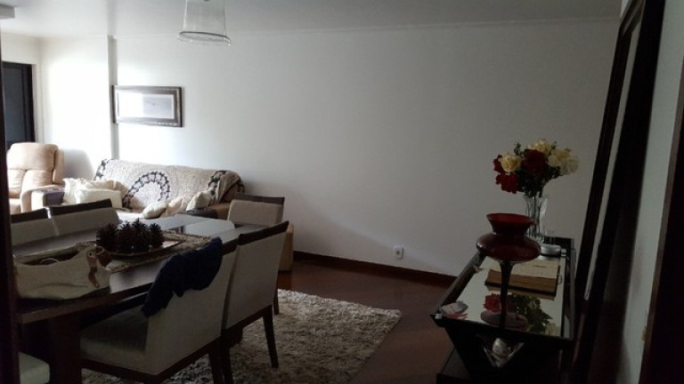Imagem Apartamento com 2 Quartos à Venda,  em Alto - Teresópolis