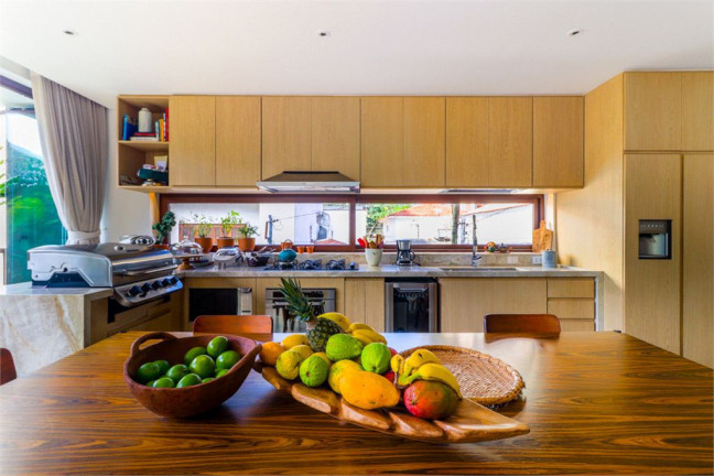 Imagem Casa de Vila com 4 Quartos à Venda, 250 m² em Vila Nova Conceição - São Paulo Imagem Casa de Vila com 4 Quartos à Venda, 250 m² em Vila Nova Conceição - São Paulo