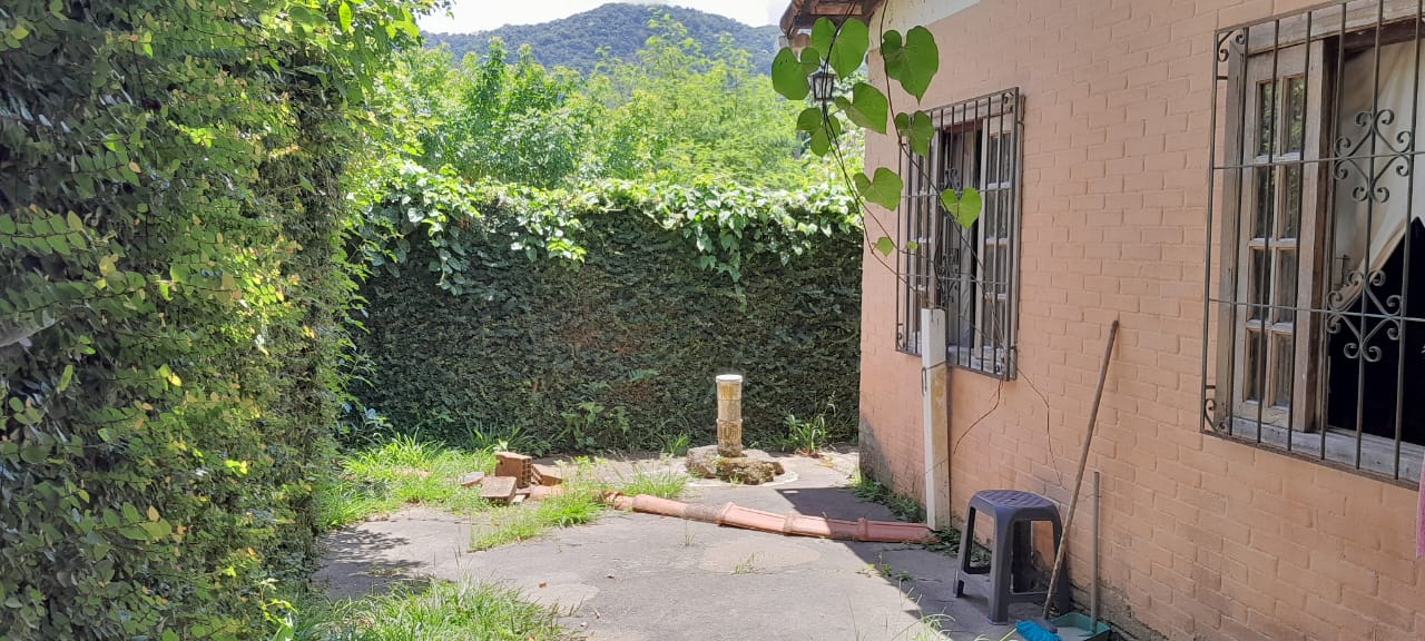 Imagem Casa de Condomínio com 3 Quartos à Venda, 74 m² em Vargem Pequena - Rio de Janeiro