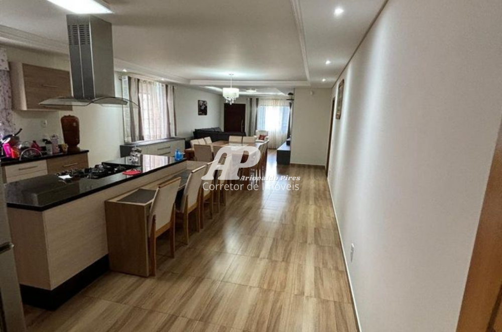 Imagem Casa com 3 Quartos à Venda, 259 m²em Orfãs - Ponta Grossa