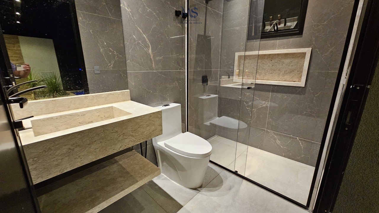 Imagem Casa com 4 Quartos à Venda, 400 m²em Setor Habitacional Vicente Pires - Brasília Imagem Casa com 4 Quartos à Venda, 400 m²em Setor Habitacional Vicente Pires - Brasília