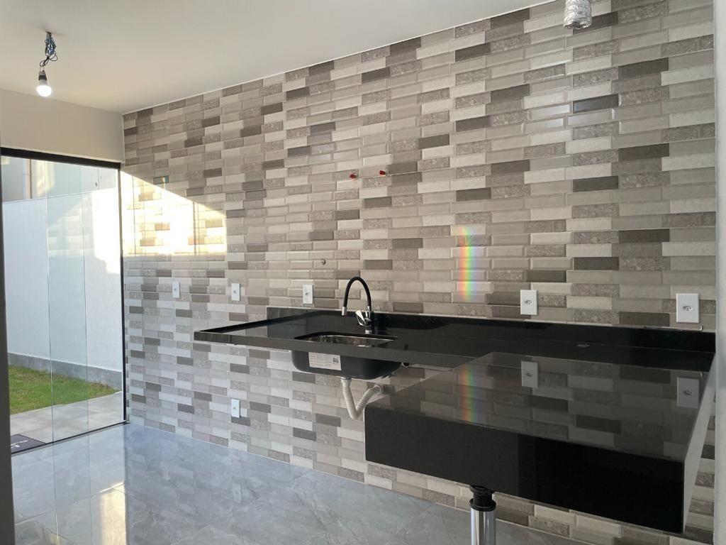 Imagem Casa com 2 Quartos à Venda, 240 m²em Piratininga - Niterói Imagem Casa com 2 Quartos à Venda, 240 m²em Piratininga - Niterói