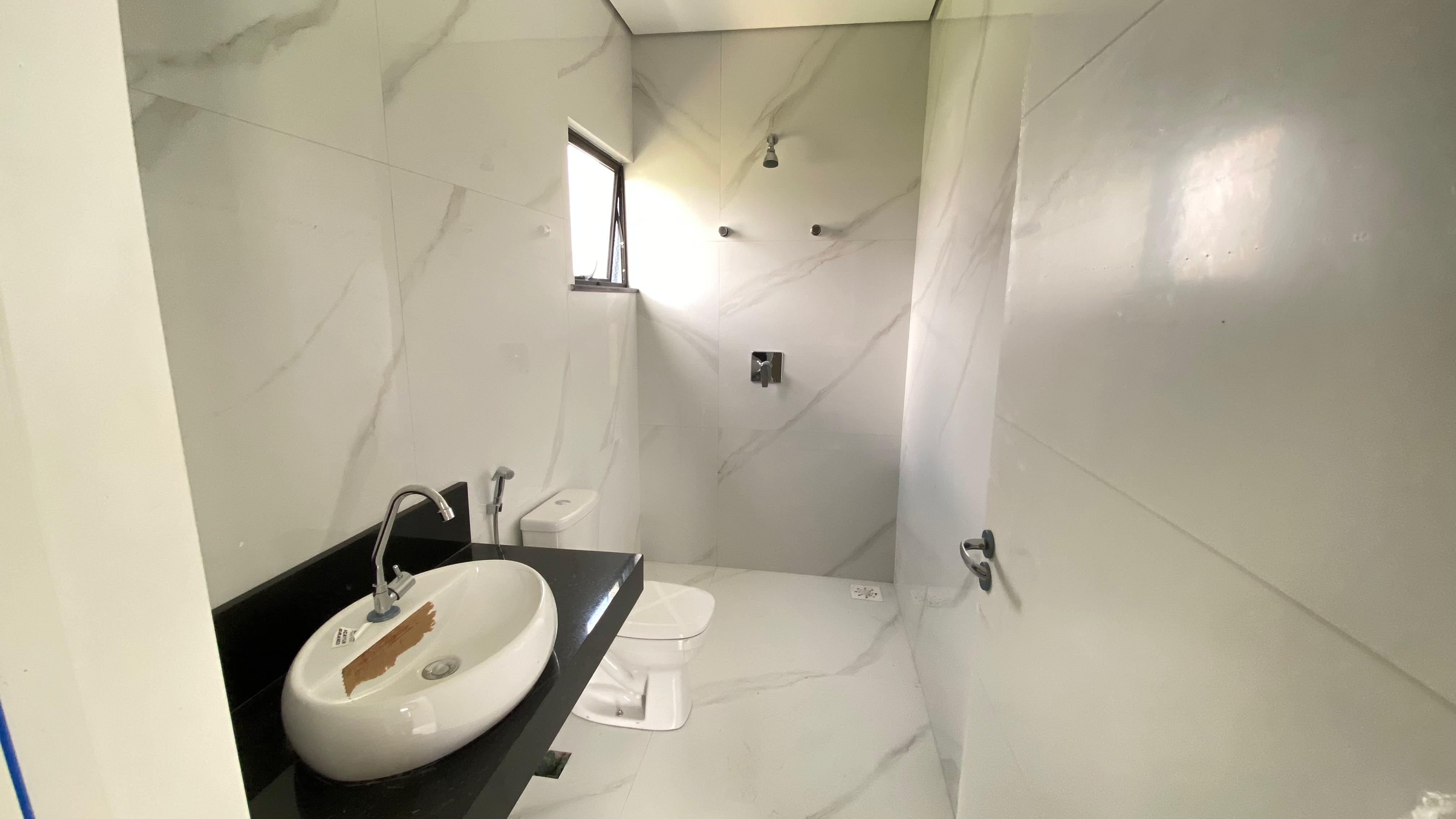 Imagem Casa de Condomínio com 4 Quartos à Venda, 241 m² em Cidade Alpha - Eusébio Imagem Casa de Condomínio com 4 Quartos à Venda, 241 m² em Cidade Alpha - Eusébio