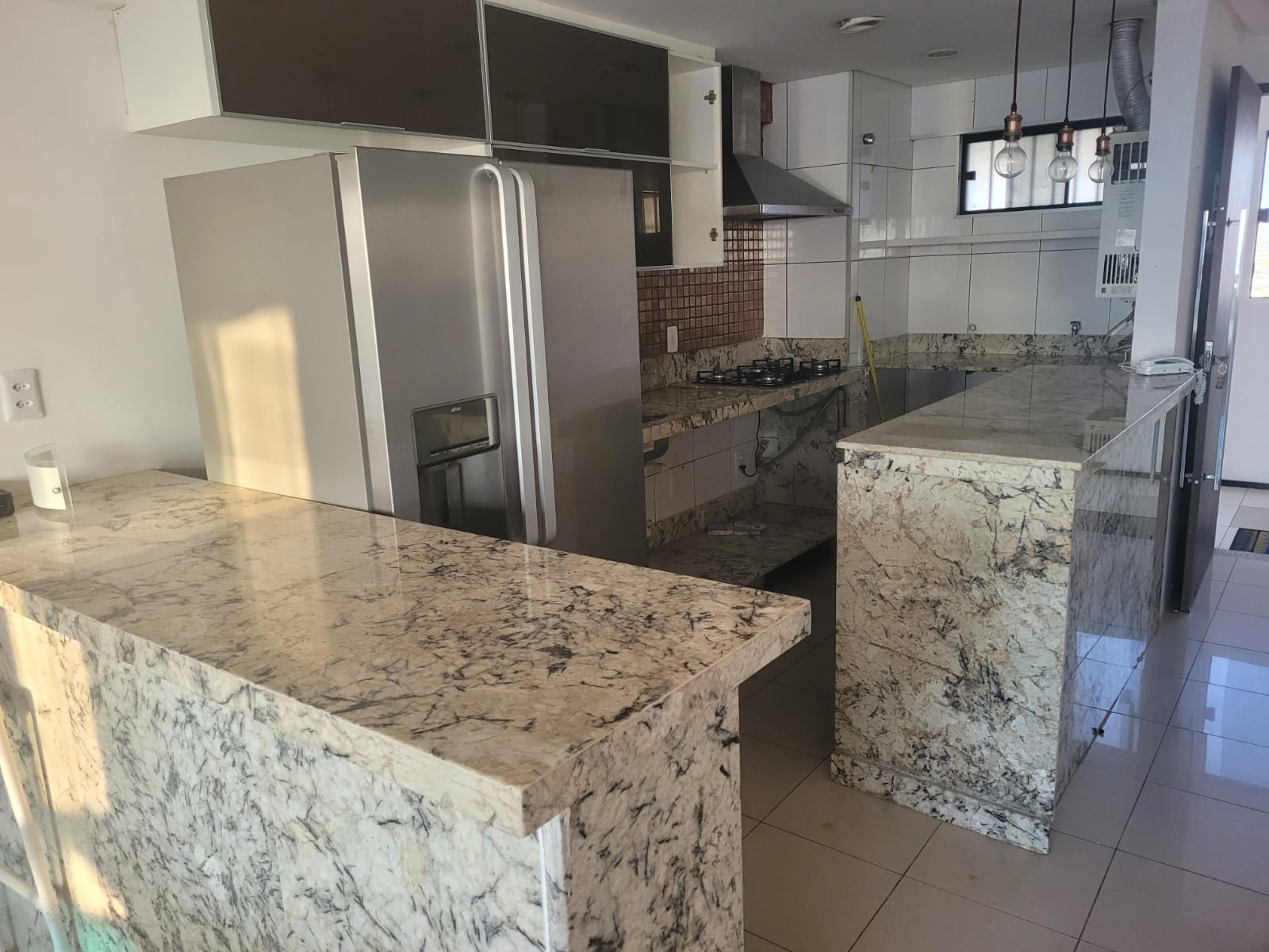 Imagem Apartamento com 2 Quartos à Venda, 72 m²em Praia de Iracema - Fortaleza