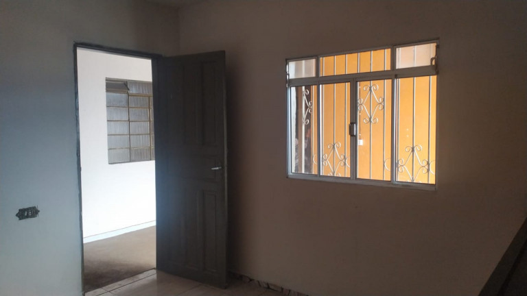 Imagem Casa com 3 Quartos à Venda,  em Parque Industrial Cumbica - Guarulhos