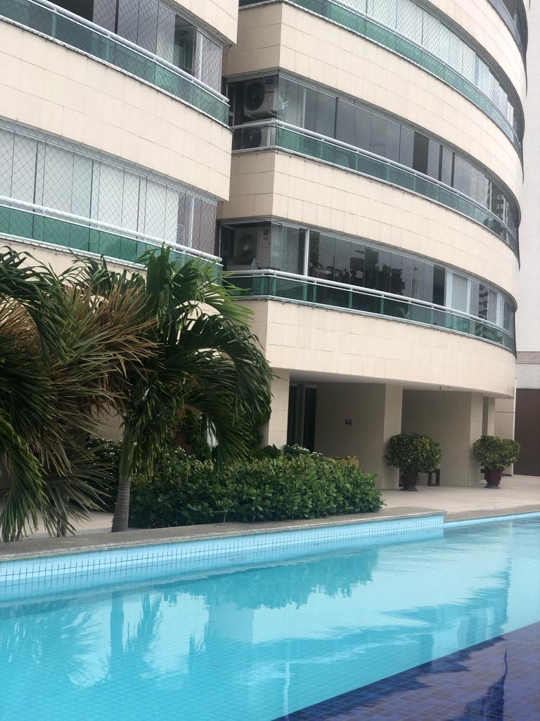 Imagem Apartamento com 3 Quartos à Venda, 230 m²em Cocó - Fortaleza