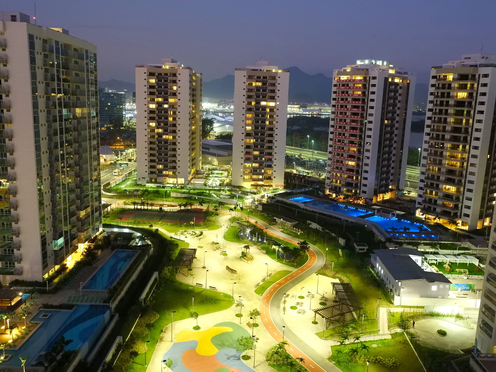 Imagem Apartamento com 2 Quartos à Venda, 86 m² em Barra Olímpica - Rio de Janeiro Imagem Apartamento com 2 Quartos à Venda, 86 m² em Barra Olímpica - Rio de Janeiro