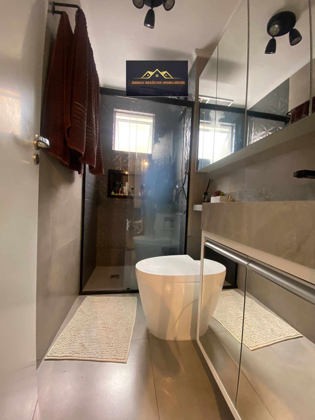 Imagem Apartamento com 2 Quartos à Venda, 57 m²em Portão - Curitiba