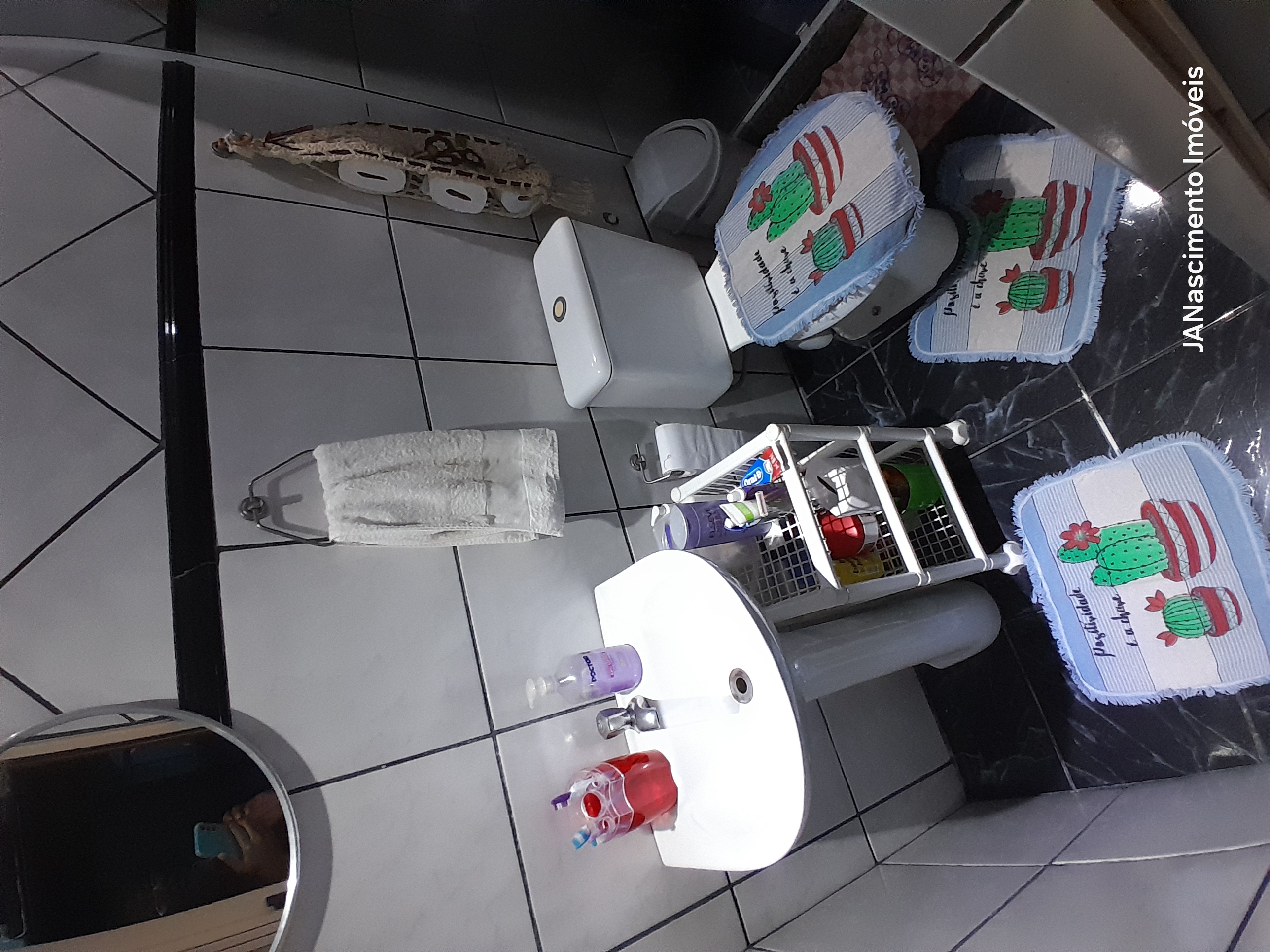 Imagem Casa com 2 Quartos à Venda, 150 m² em Bangu - Rio de Janeiro