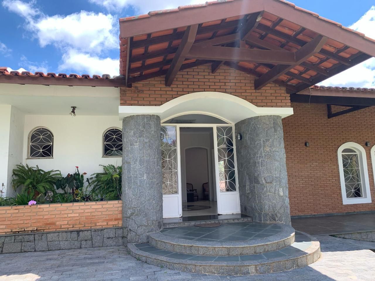 Imagem Chácara com 5 Quartos à Venda, 681 m² em Lagos de Santa Helena - Bragança Paulista Imagem Chácara com 5 Quartos à Venda, 681 m² em Lagos de Santa Helena - Bragança Paulista