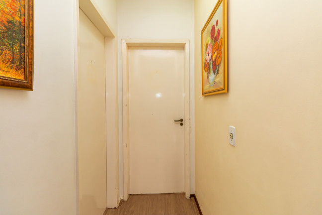 Imagem Casa com 3 Quartos à Venda, 182 m² em Bacacheri - Curitiba Imagem Casa com 3 Quartos à Venda, 182 m² em Bacacheri - Curitiba