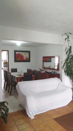 Imagem Casa com 3 Quartos à Venda, 94 m² em Novo Mundo - Curitiba Imagem Casa com 3 Quartos à Venda, 94 m² em Novo Mundo - Curitiba