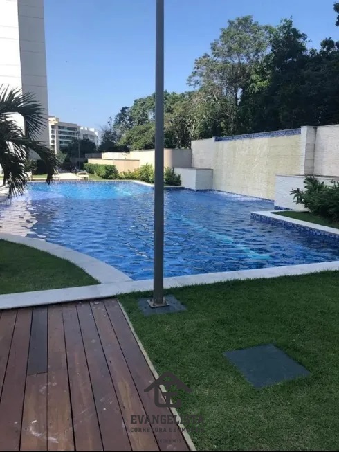 Imagem Apartamento com 4 Quartos para Alugar, 198 m²em Patamares - Salvador