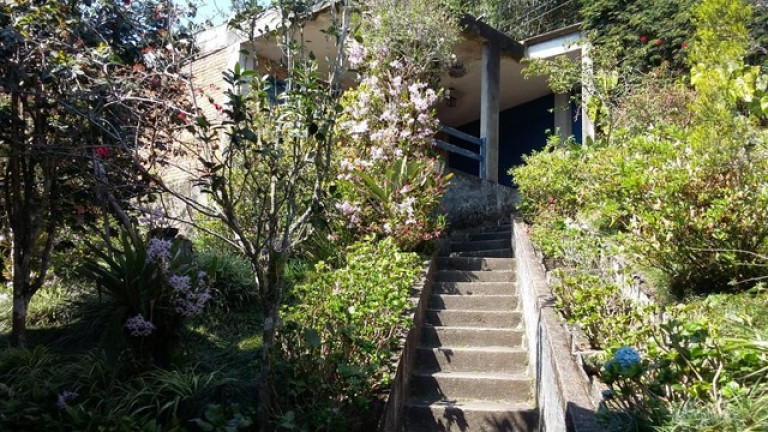 Imagem Casa com 3 Quartos à Venda, 120 m² em Jardim Meudon - Teresópolis