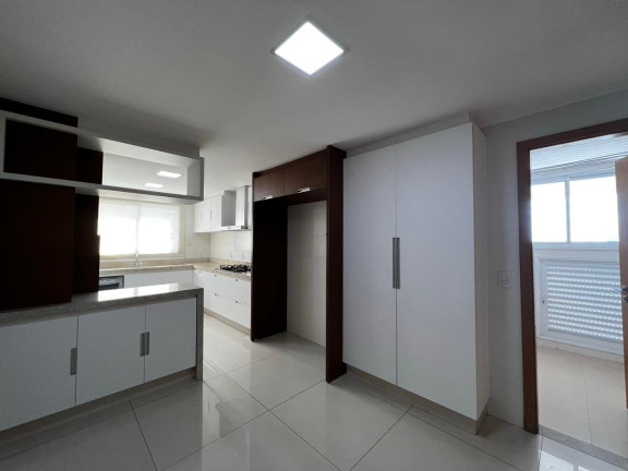 Imagem Apartamento com 3 Quartos à Venda, 306 m² em Setor Oeste - Goiânia