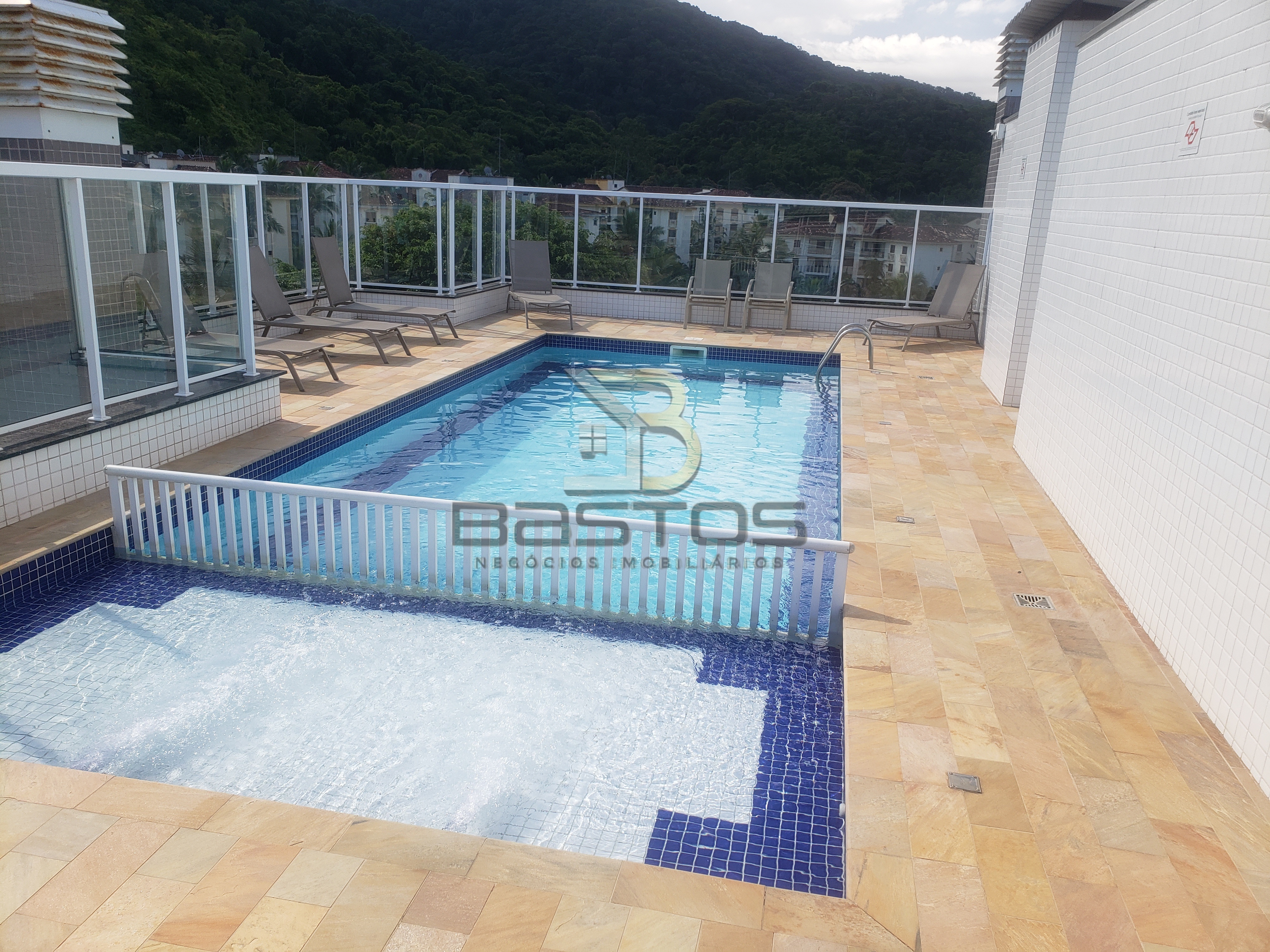 Imagem Apartamento com 2 Quartos à Venda, 59 m²em Praia das Toninhas - Ubatuba