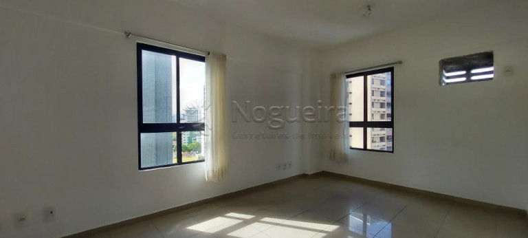 Imagem Apartamento com 2 Quartos à Venda, 45 m² em Espinheiro - Recife